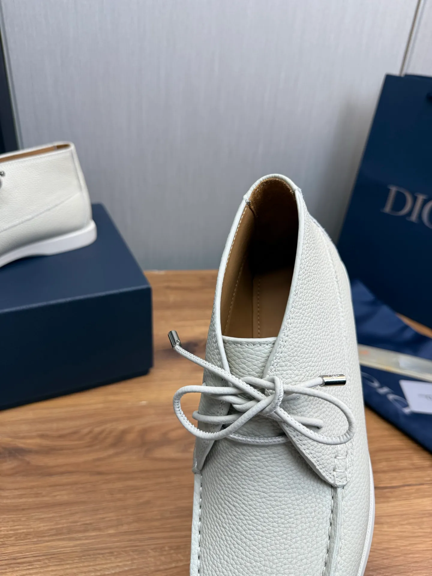 Factory price 620💰 [Dior] Men’s official website na hot sale🔥Imported cowhide + cowhide lining. Original rubber wear-resistant outsole. High quality shipment ⬆️Code number 38-44, (45 customized)